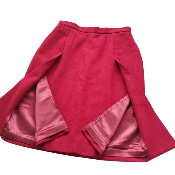 PRADA deep red virgin wool blend pencil skirt with two side slits - Picture 3 of 13